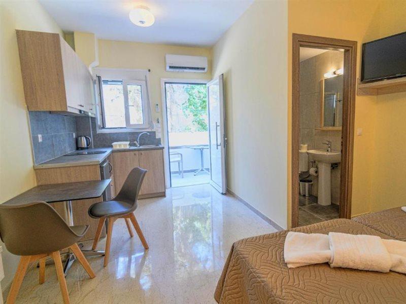 Varvaras Diamond Hotel Platanes  Dış mekan fotoğraf