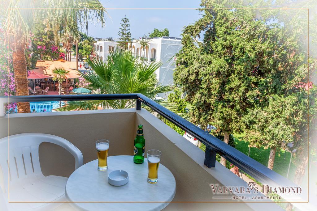 Varvaras Diamond Hotel Platanes  Oda fotoğraf