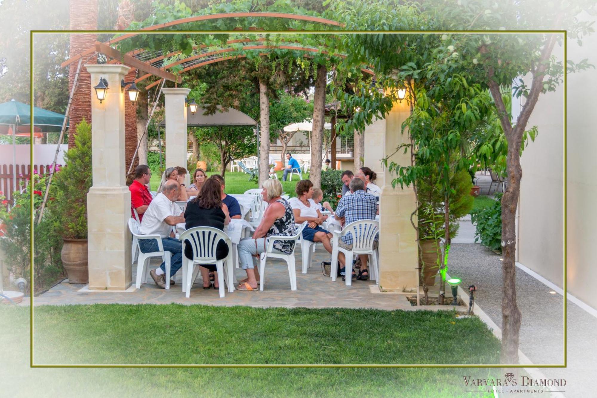 Varvaras Diamond Hotel Platanes  Dış mekan fotoğraf